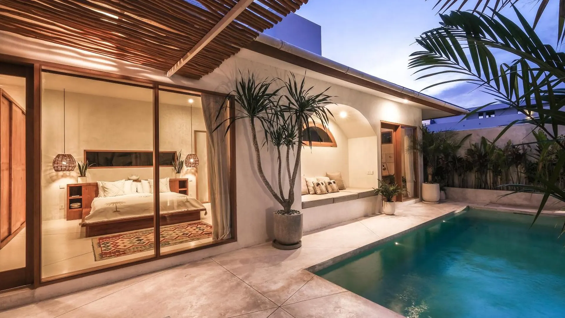 Flow Villa Bingin Uluwatu 0*,